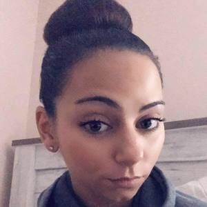 Meet your Posher, Nikki
